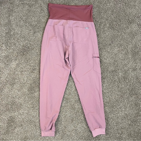 Figs Maternity Zamora Jogger Scrub Pants Mineral Mauve Women’s Size Small Nurse - Picture 3 of 5